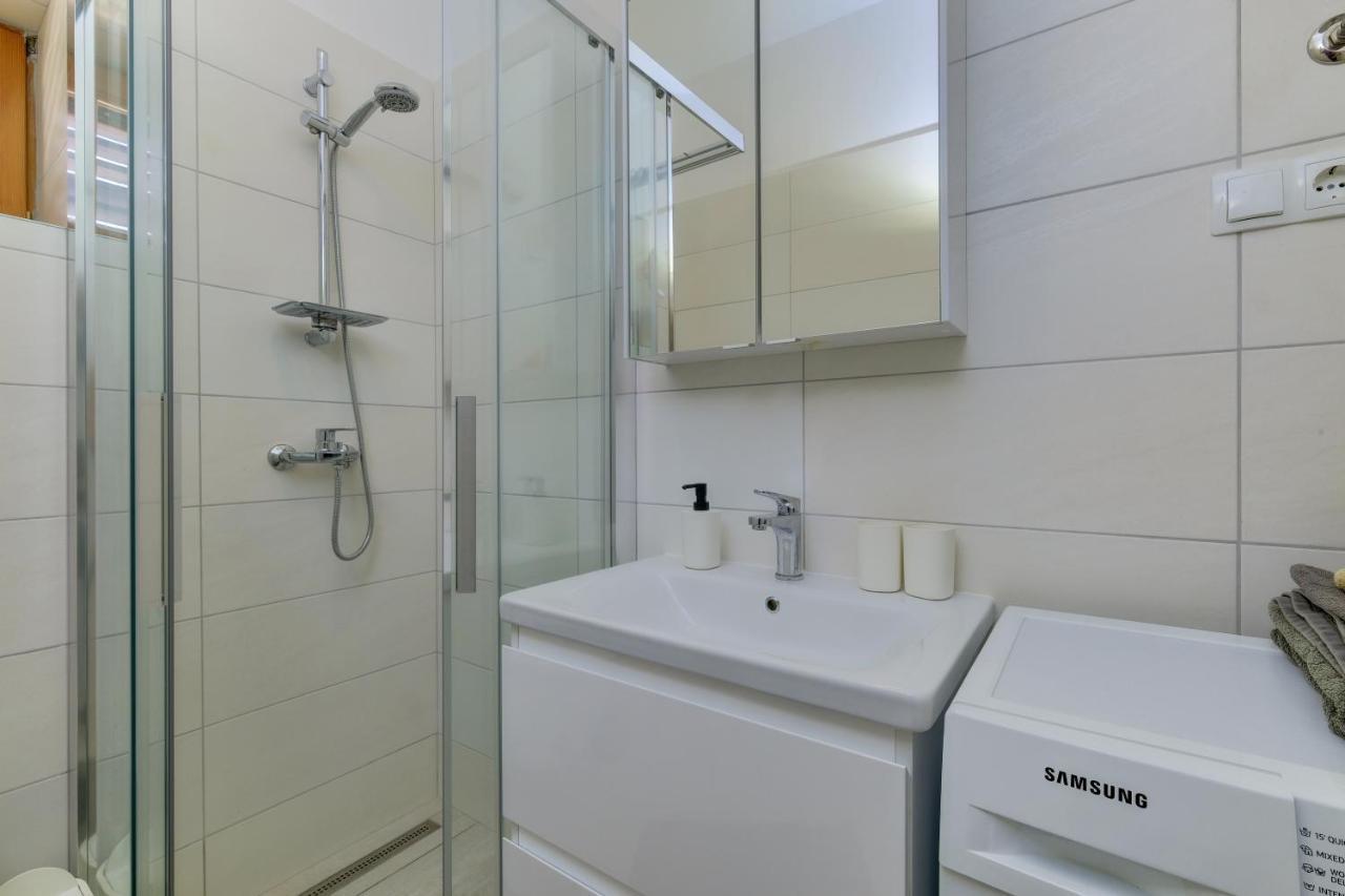 Hemetek Apartment *